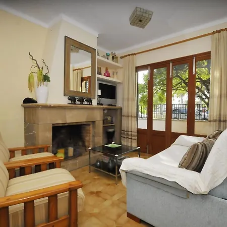 Casa vacanze Tolles In Alcdia Mit Garten, Grill Und Terrasse